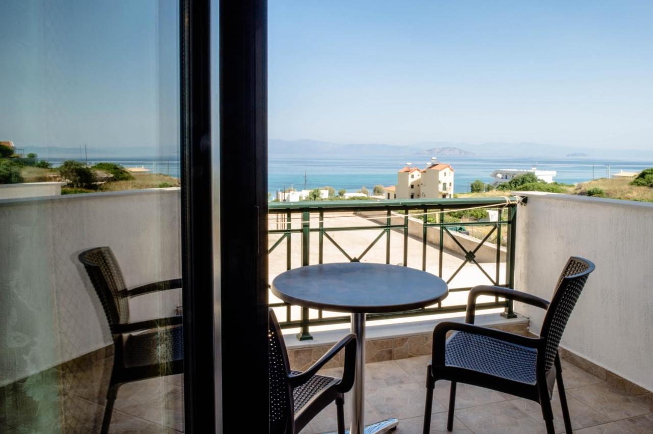 Irides Apartments Megalochori  Экстерьер фото