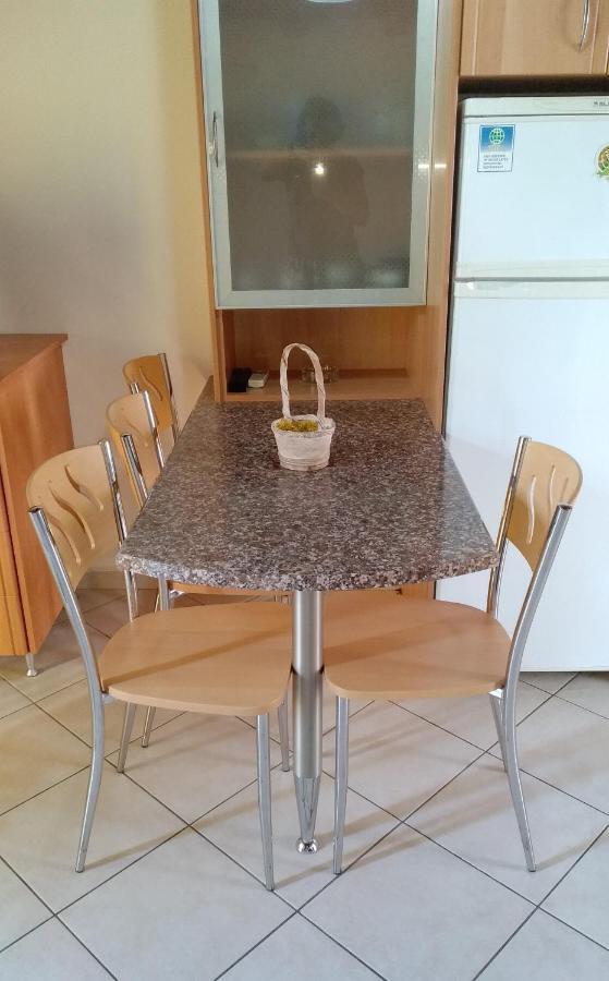 Irides Apartments Megalochori  Экстерьер фото