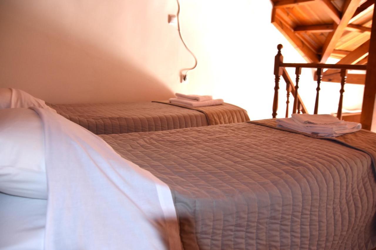 Irides Apartments Megalochori  Экстерьер фото