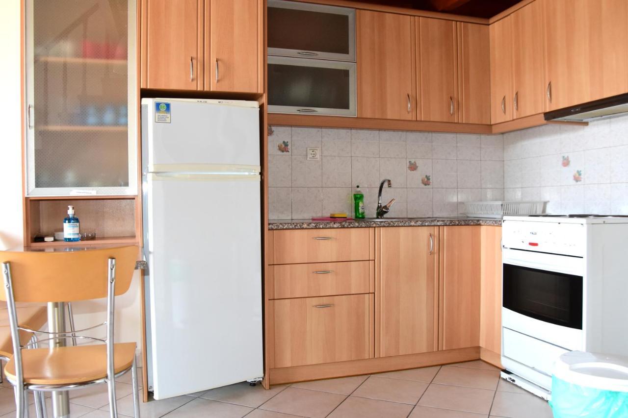 Irides Apartments Megalochori  Экстерьер фото