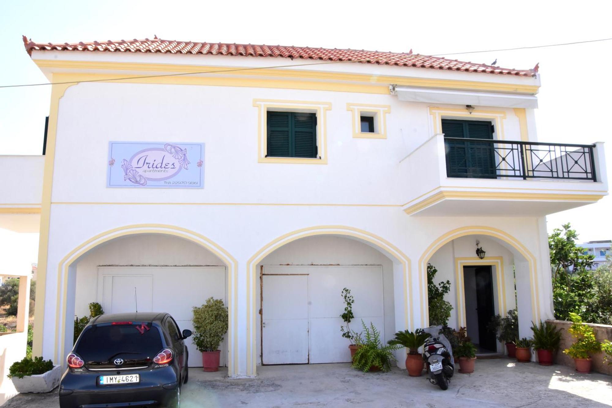 Irides Apartments Megalochori  Экстерьер фото