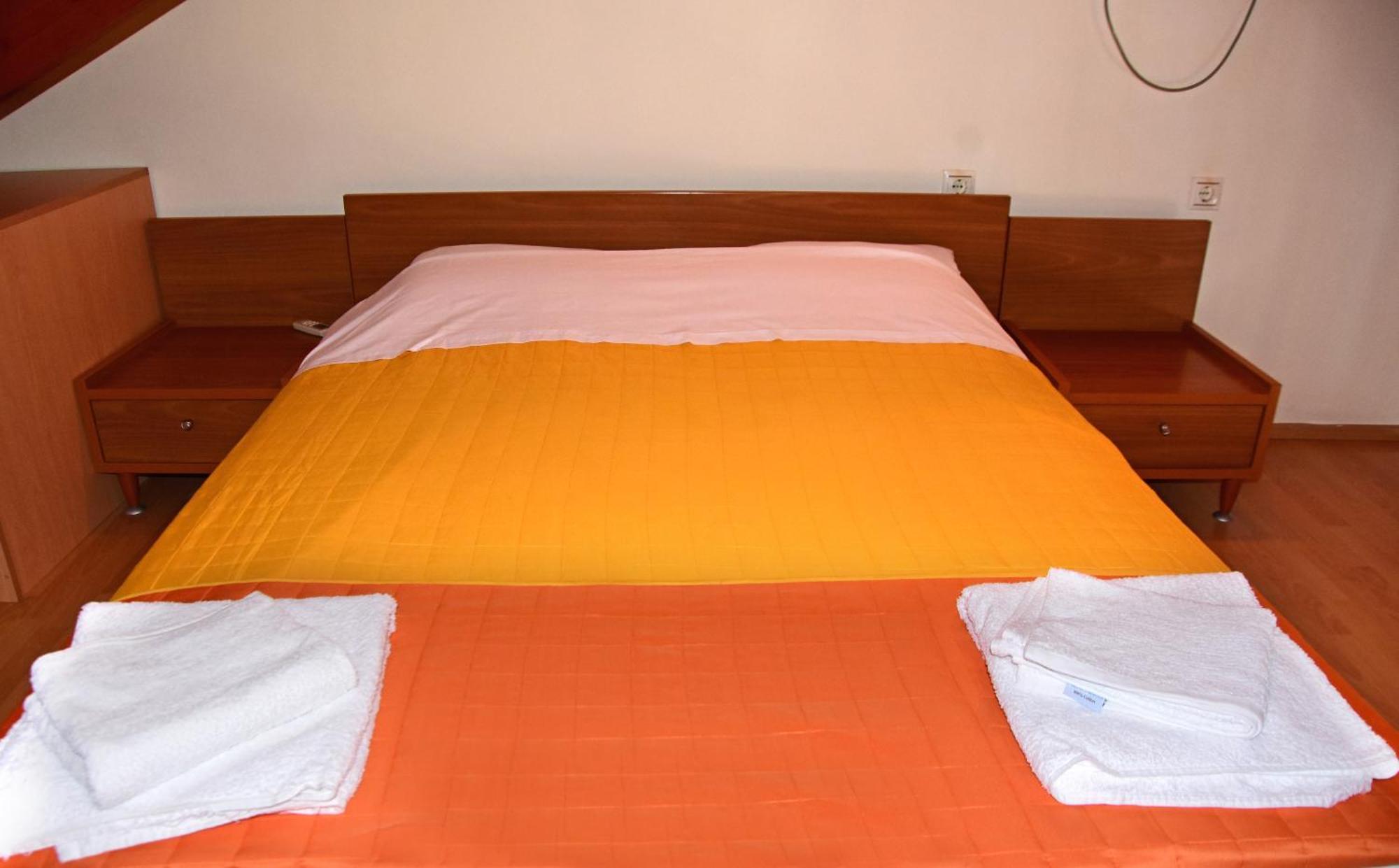 Irides Apartments Megalochori  Экстерьер фото